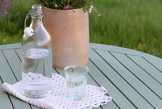 Cómo pintar muebles de exterior con la línea Versátil