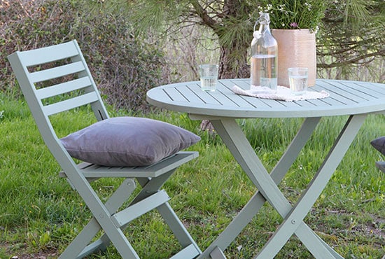 Cómo pintar muebles de exterior con la línea Versátil